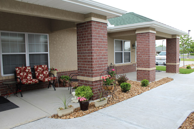 Exterior view of Blue Branch Manor homes and grounds